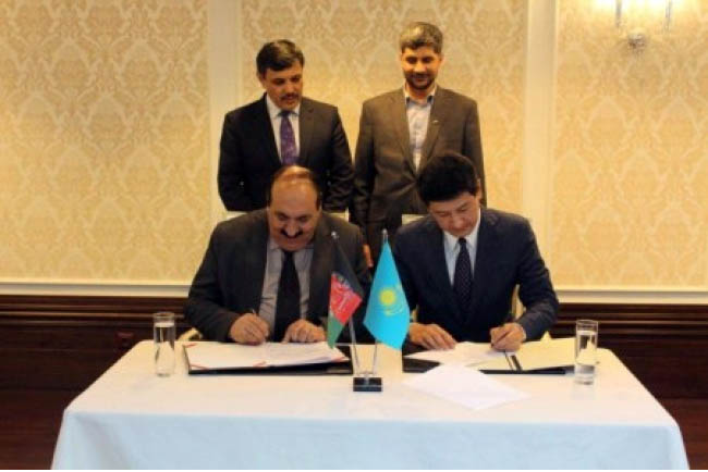 امضای قرارداد خرید انترنت میان افغانستان و قزاقستان